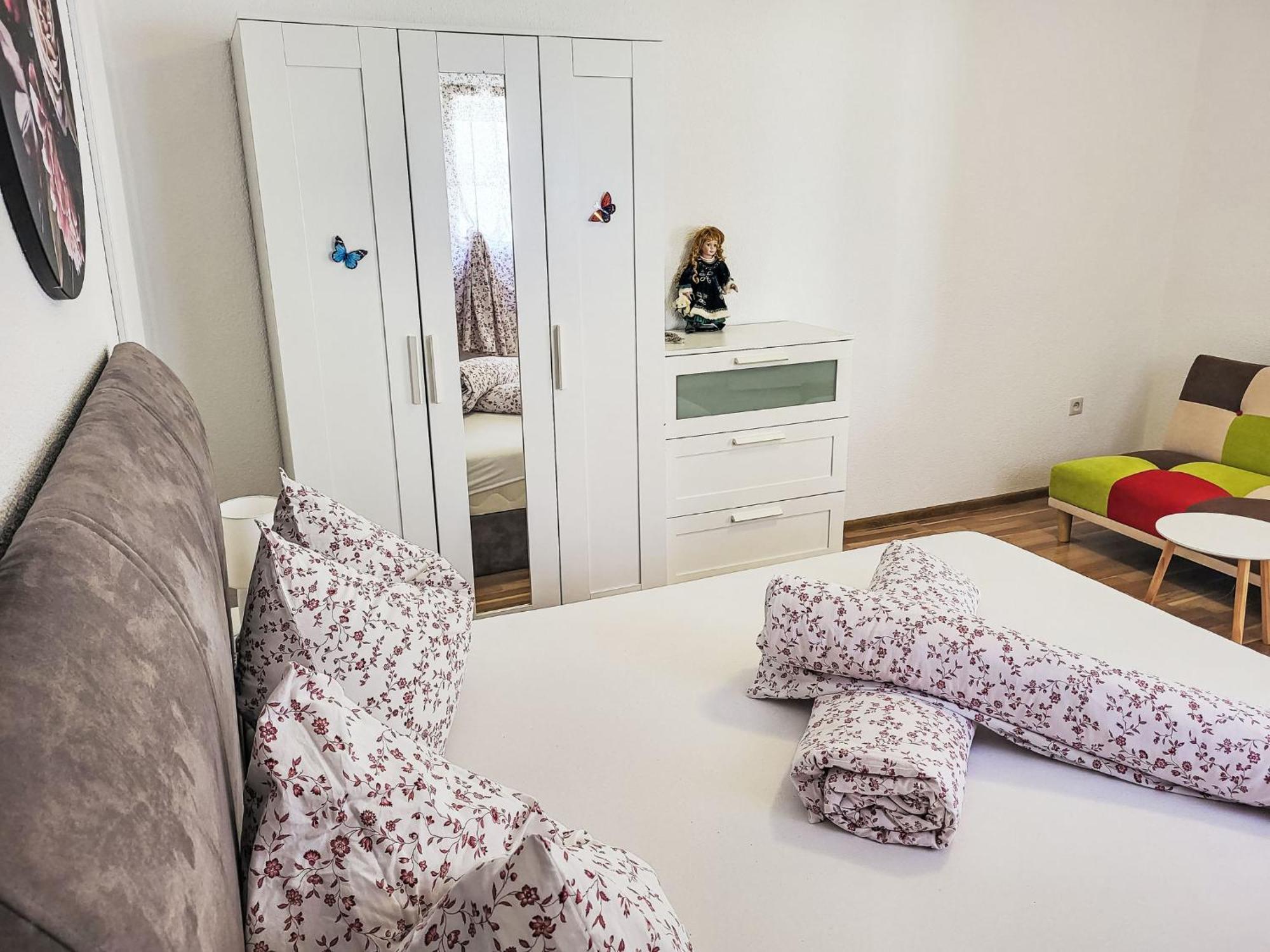 Holiday Home Matea By Interhome Nin Bagian luar foto