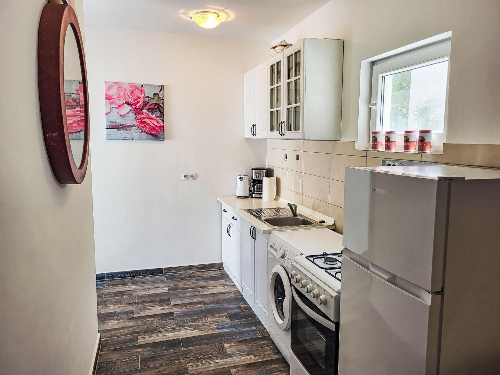 Holiday Home Matea By Interhome Nin Bagian luar foto