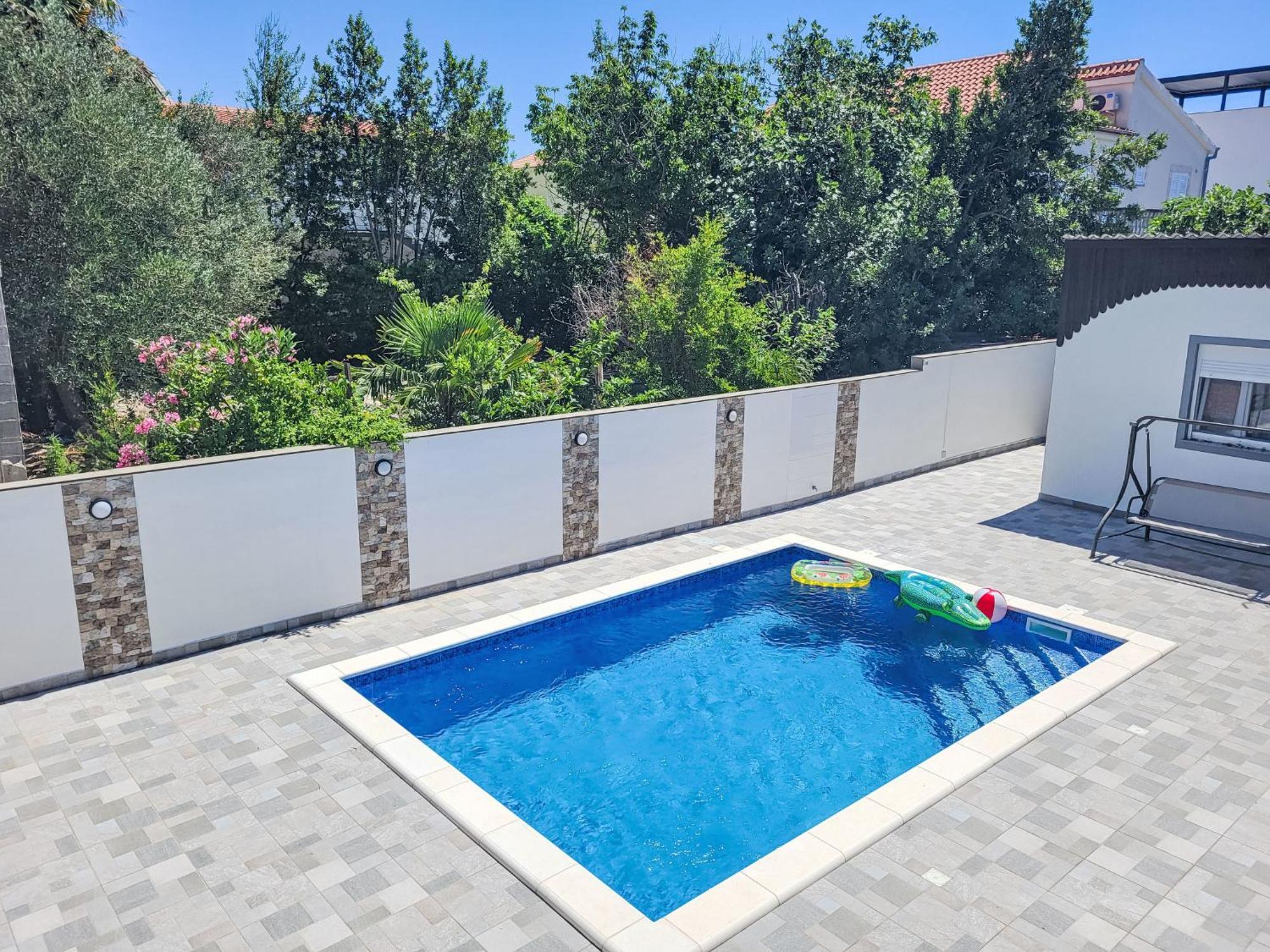 Holiday Home Matea By Interhome Nin Bagian luar foto